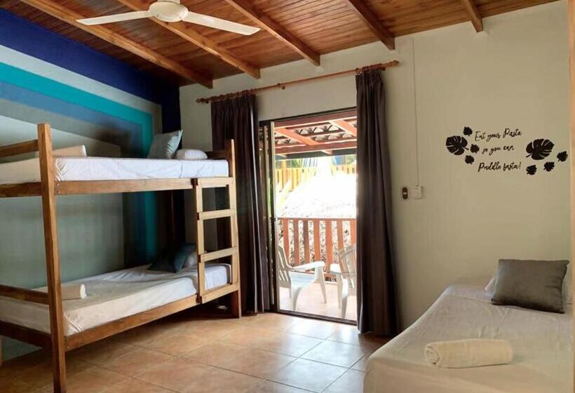 ルームシェアのワンベッド, Point Break Santa Teresa