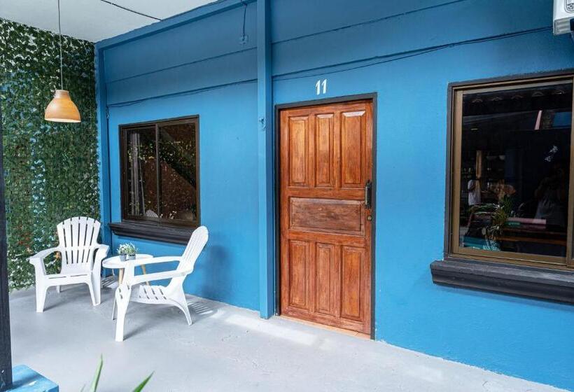 ２ベッドルームアパートメント, Point Break Santa Teresa