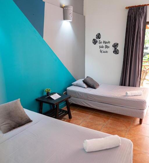 スタンダードルーム, Point Break Santa Teresa