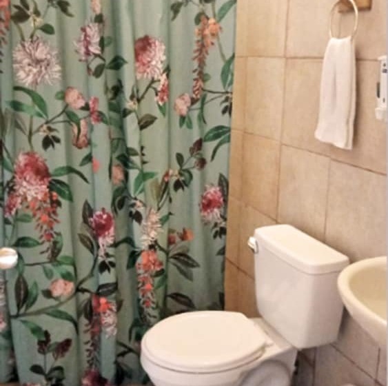 スタンダードルーム, Point Break Santa Teresa