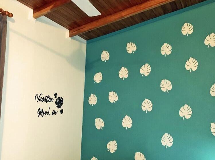 スタンダードルーム, Point Break Santa Teresa