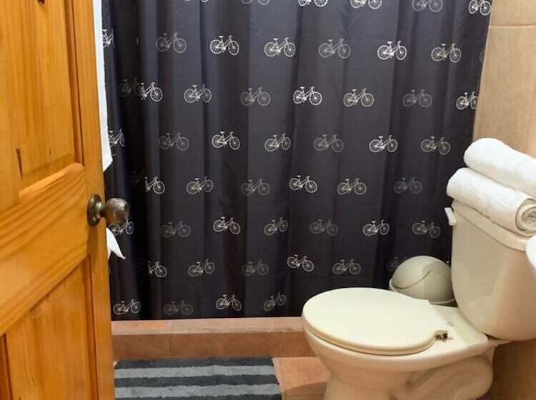 スタンダードルーム, Point Break Santa Teresa