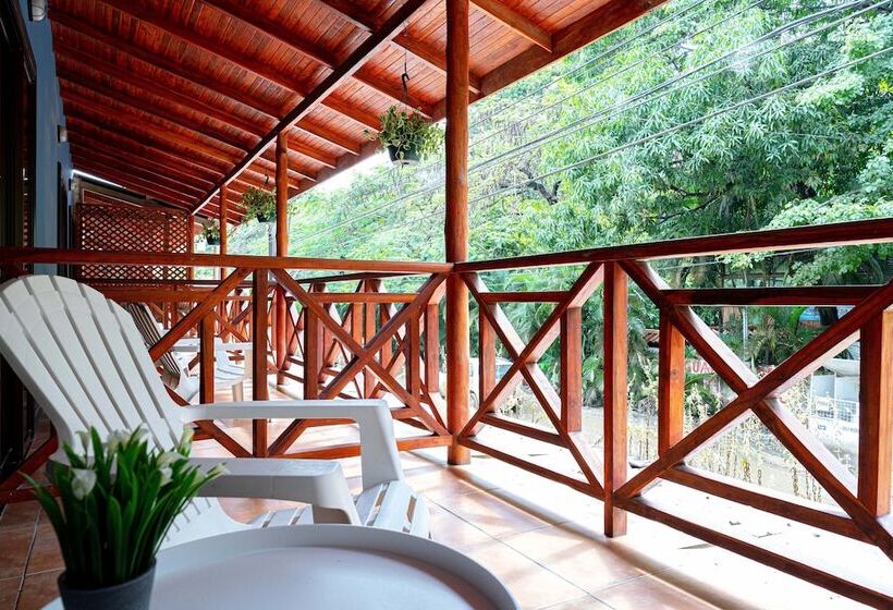 スタンダードルーム, Point Break Santa Teresa