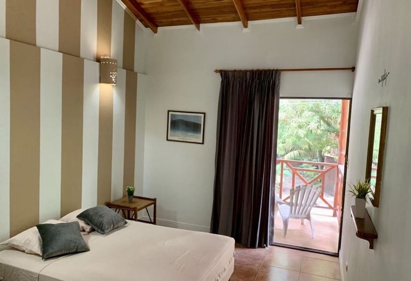 スタンダードルーム, Point Break Santa Teresa