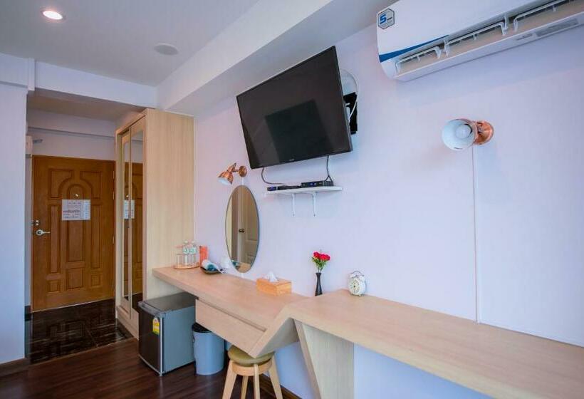 高级大房间, Ms Hotel Sriracha