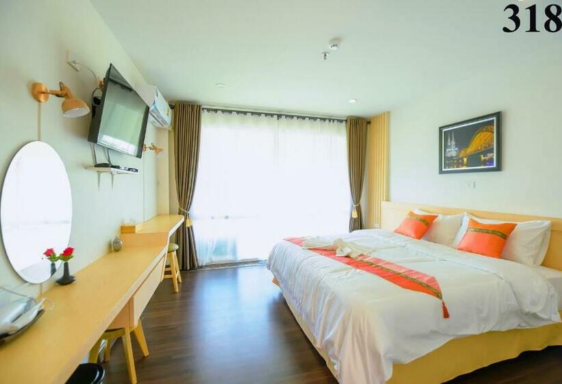 高级大房间, Ms Hotel Sriracha