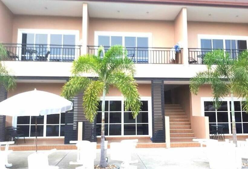 Quarto Deluxe com Sacada, 4 Palms Resort