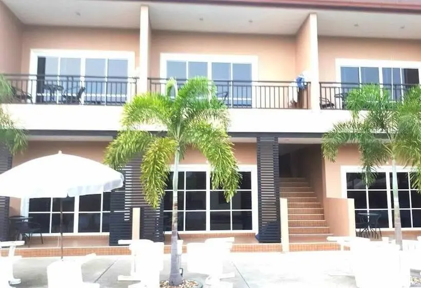 バルコニー付きデラックスルーム, 4 Palms Resort