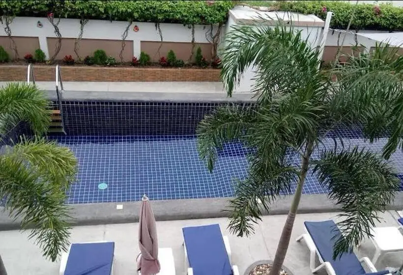 キングサイズベッドのスタンダードルーム, 4 Palms Resort