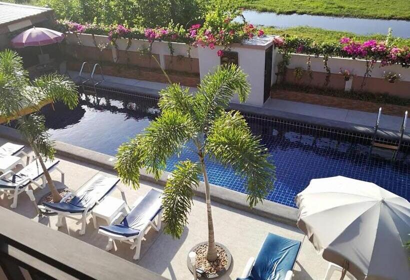 Quarto Estandar Cama King, 4 Palms Resort