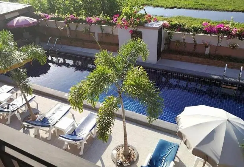 キングサイズベッドのスタンダードルーム, 4 Palms Resort