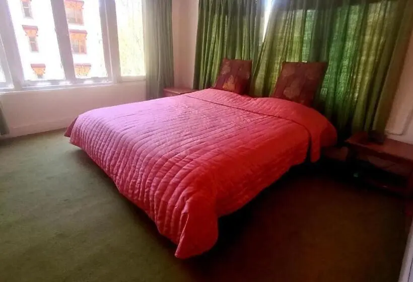 اتاق استاندارد, Shambhala Resort