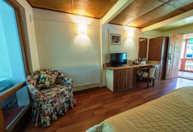 اتاق سوپریور, Shambhala Resort