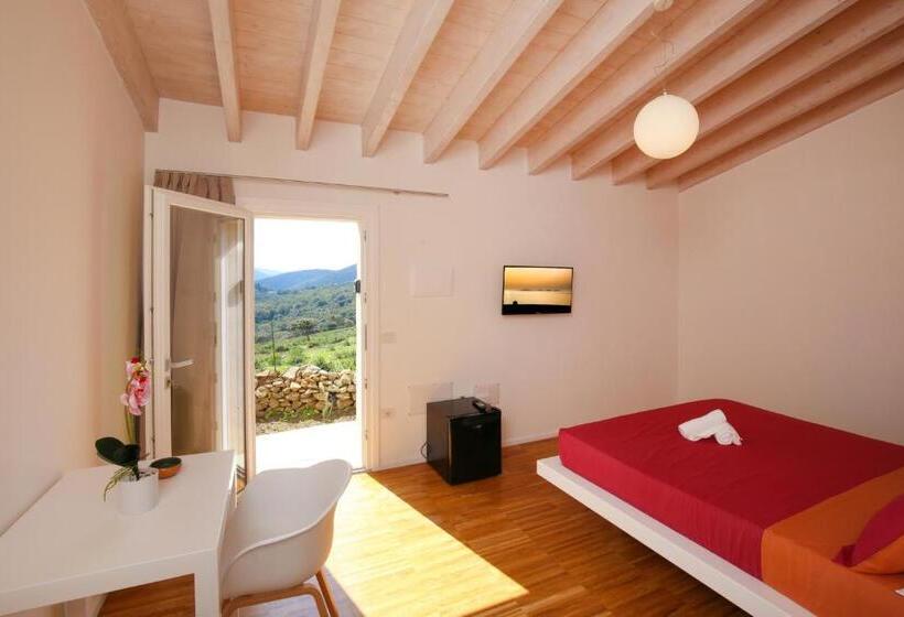 Standaardkamer met Uitzicht op de Bergen, Stazzo La Capanna