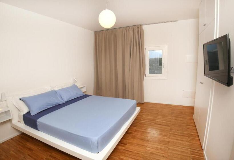 StandaardKamer, Stazzo La Capanna