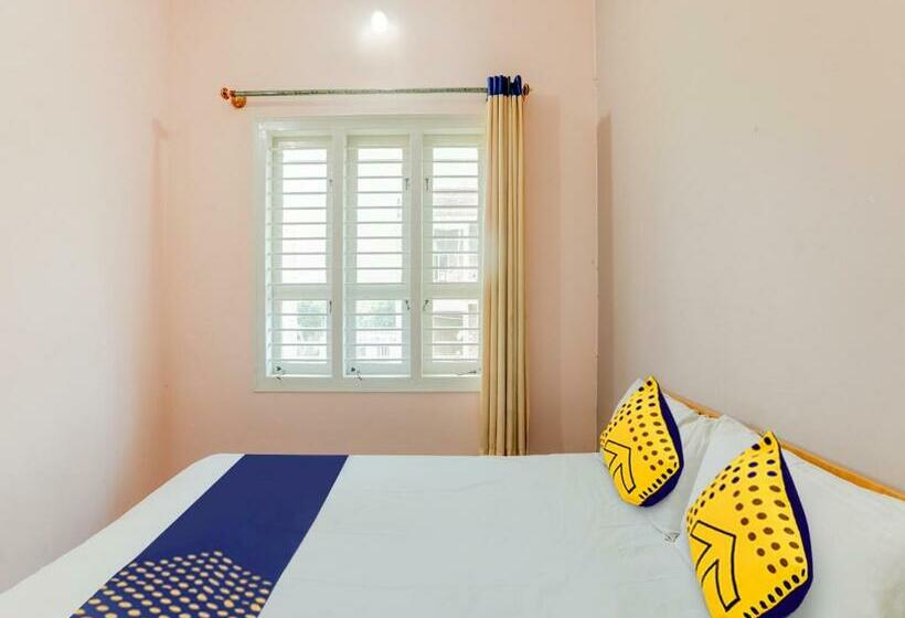 트리플 클래식 룸, Spot On Hotel Formula One Grand