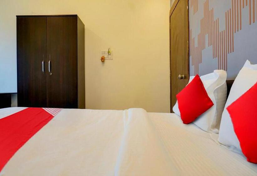 חדר סטנדרט, Fabhotel The Golden Leaf