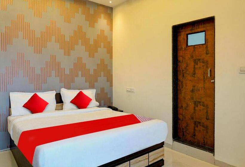 חדר סטנדרט, Fabhotel The Golden Leaf