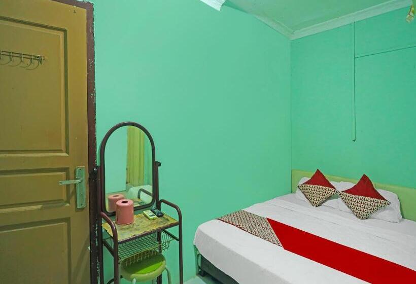 غرفة قياسية, Oyo 92496 Faraas Homestay Syariah