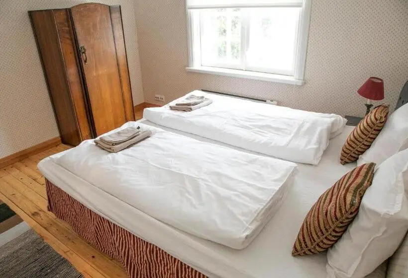 Standard-huone Järvinäkymä, Landhaus Kekkola