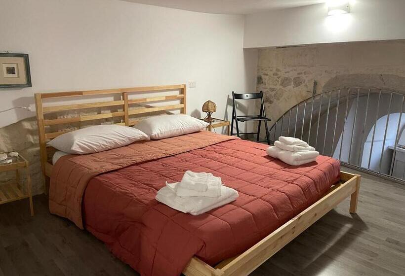 اتاق استاندارد, Ponte Vecchio B&b