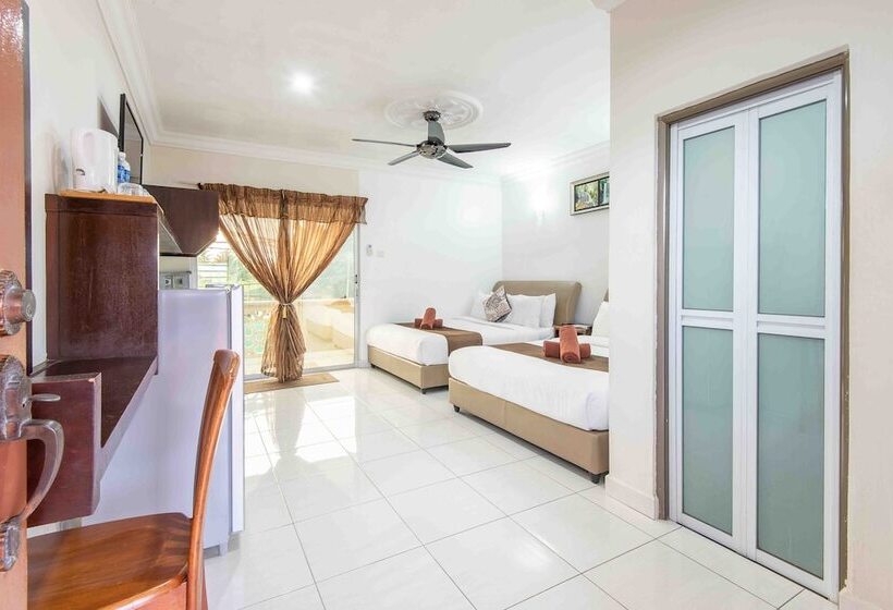 Номер Deluxe, Cenang Memories Langkawi