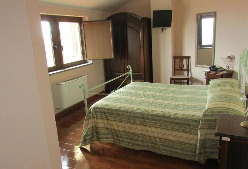 اتاق استاندارد, Al Palazzetto Set Fair