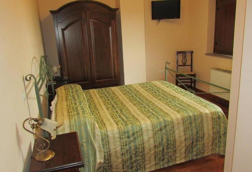 اتاق استاندارد, Al Palazzetto Set Fair