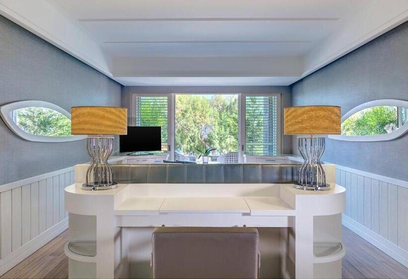 Deluxe Room King Size Bed, Caresse, A Luxury Collection Resort & Spa, Bodrum