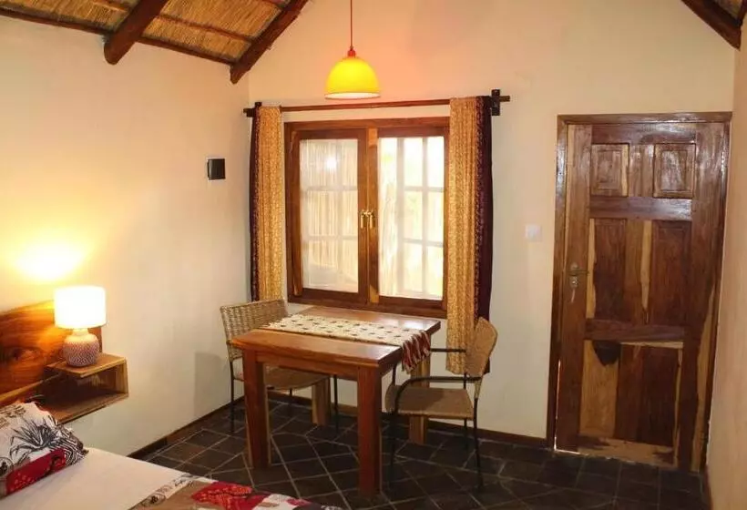 کلبه ییلاقی, Devocean Eco Adventure Lodge