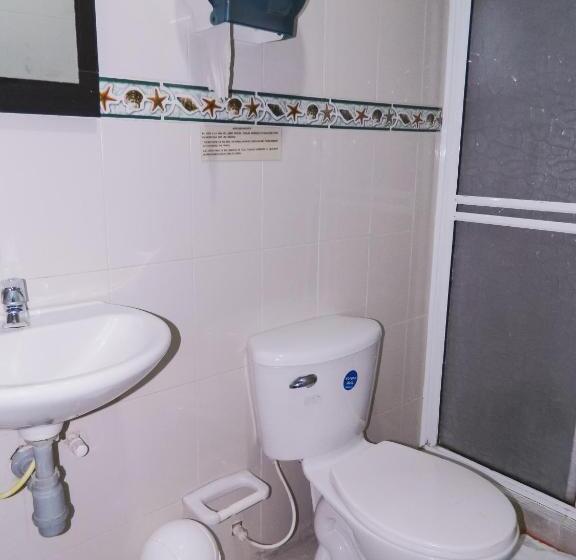 带2个卧室的公寓, Hostel Stingray