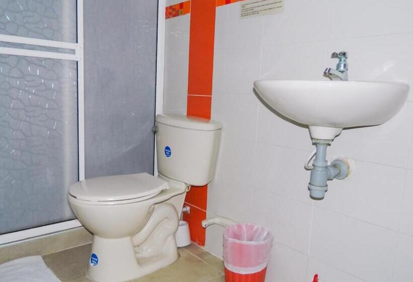 اتاق اکونومی, Hostel Stingray