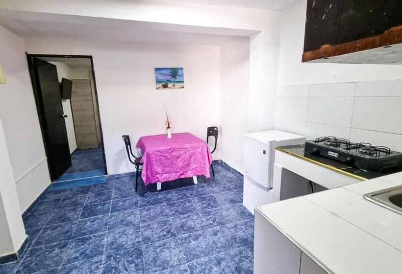 חדר סטודיו סטנדרד, Hostel Stingray