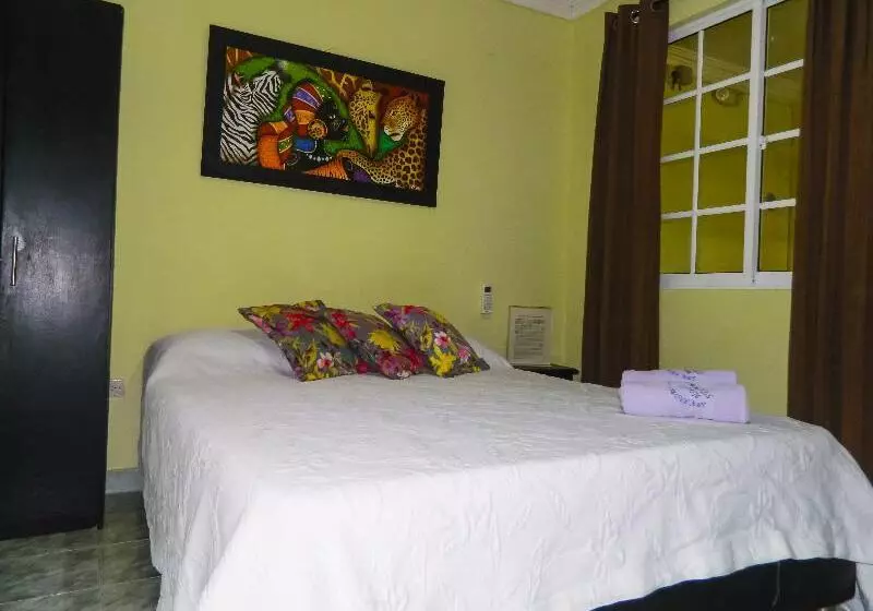 اتاق استاندارد, Hostel Stingray