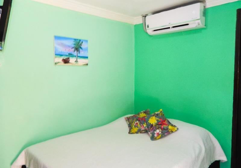 חדר סטנדרט, Hostel Stingray