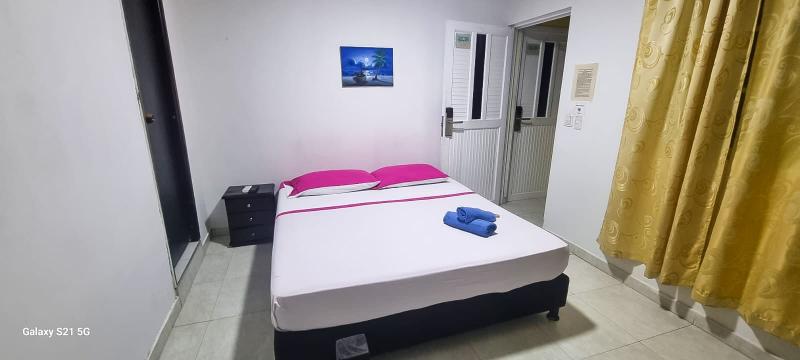 四人标准间, Hostel Stingray