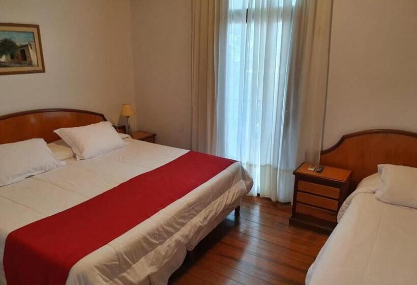 اتاق سوپریور سه تخته, Italiano