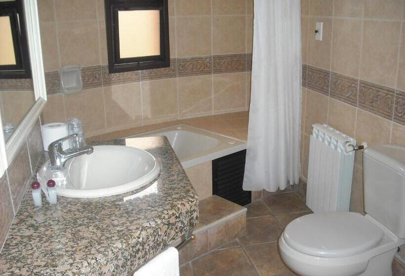 اتاق لوکس سه تخته, Italiano