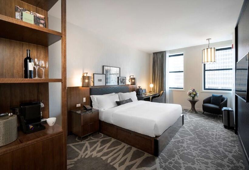 스탠다드 룸 더블 침대, Londonhouse Chicago Curio Collection By Hilton