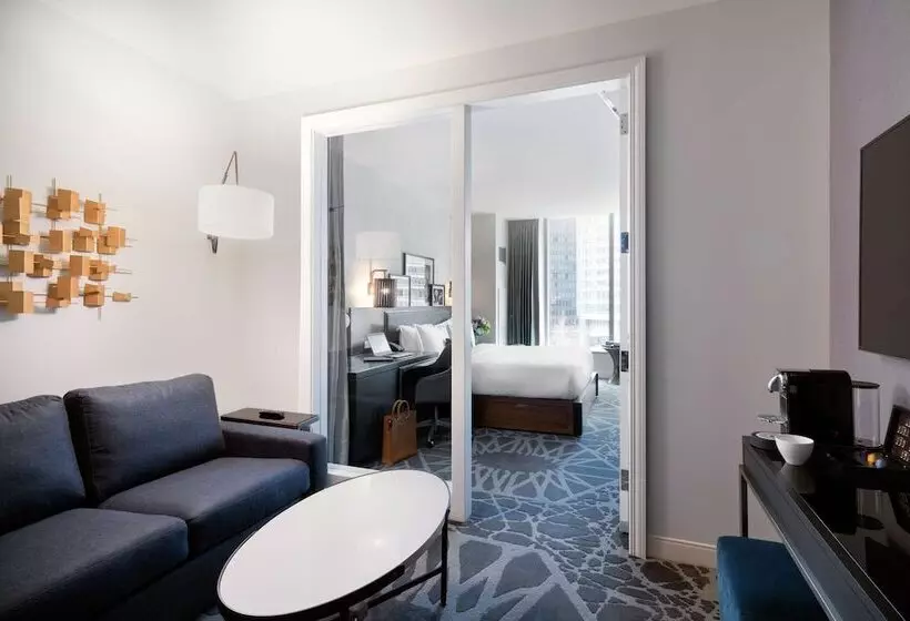 身障者適用スイートルーム, Londonhouse Chicago Curio Collection By Hilton