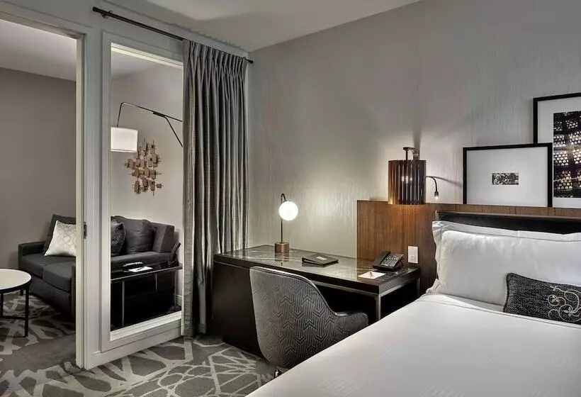身障者適用スイートルーム, Londonhouse Chicago Curio Collection By Hilton