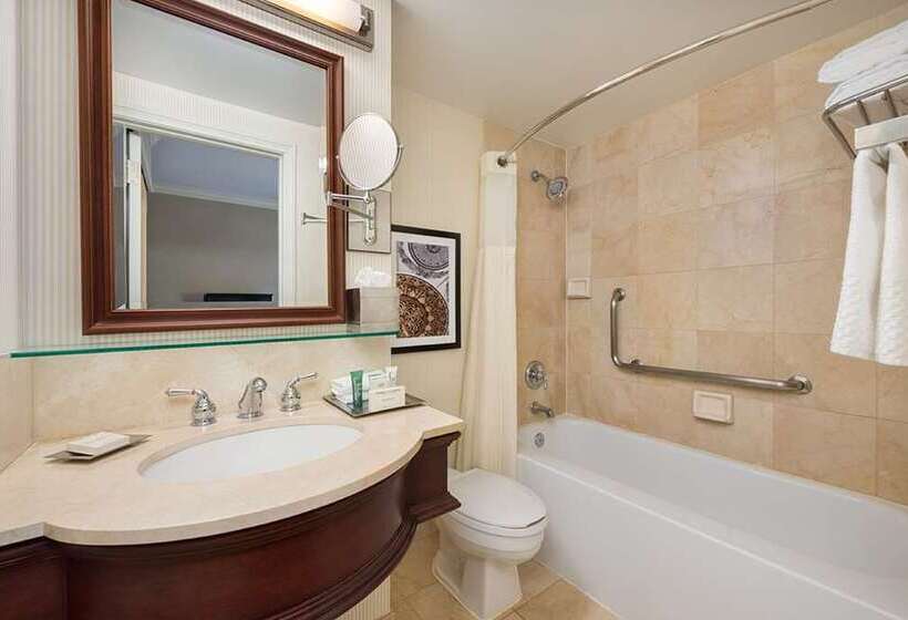 스탠다드 룸 더블 침대 2개, Londonhouse Chicago Curio Collection By Hilton