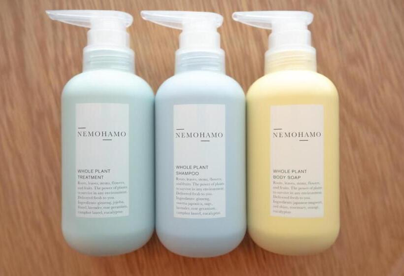 جناح جونيور, Mikuniya