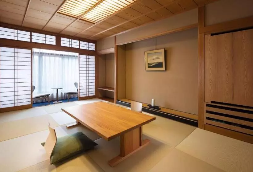 Basic-huone, Mikuniya