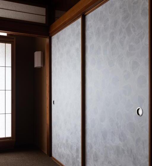 جناح جونيور, Mikuniya