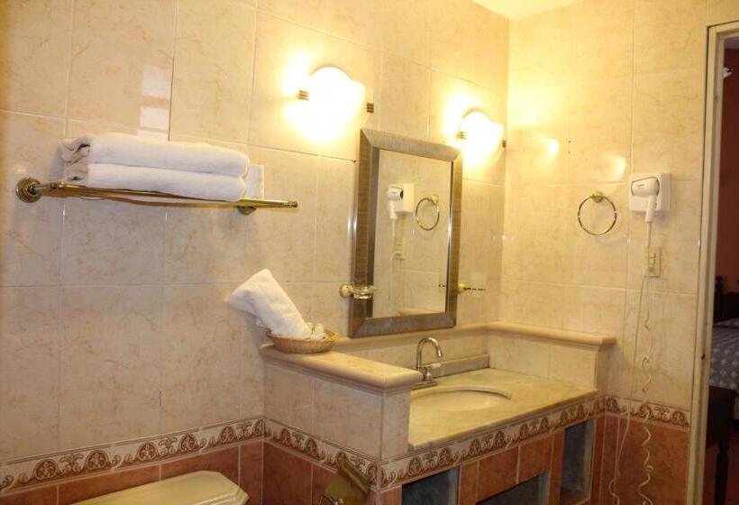 جناح, Posada Doña Lala