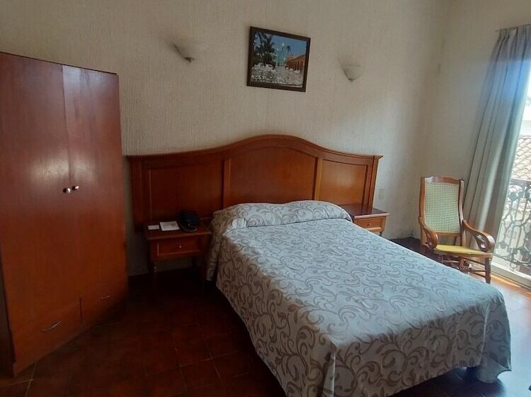 غرفة قياسية, Posada Doña Lala