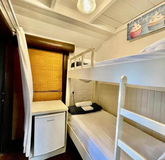 חדר סטנדרט לארבעה, Pousada Canto Da Vigia