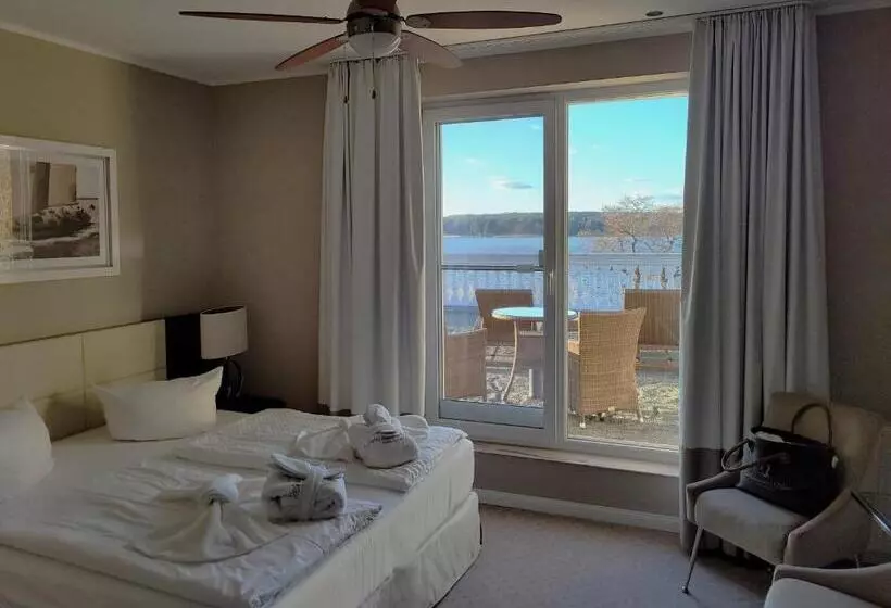 Standard-huone Järvinäkymä, Resort Märkisches Meer