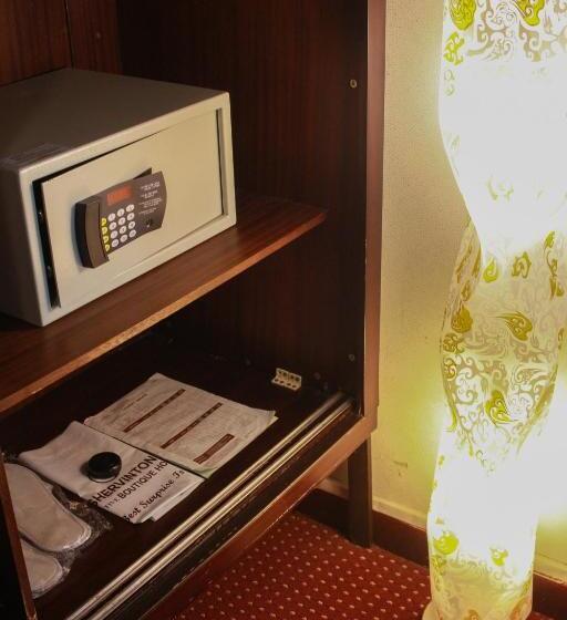 غرفة قياسية سرير كينج, Shervinton Executive Boutique